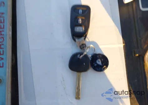 2013 Hyundai Sonata Gls z USA, uszkodzony, nr VIN 5NPEB4AC2DH665216